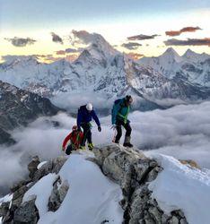 Lobuche east