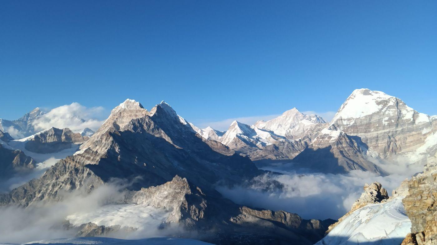 Everest Alpine Trekking cover image