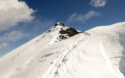 Dhampus Peak