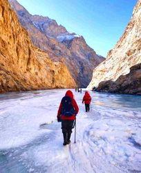 Chadar Trek image